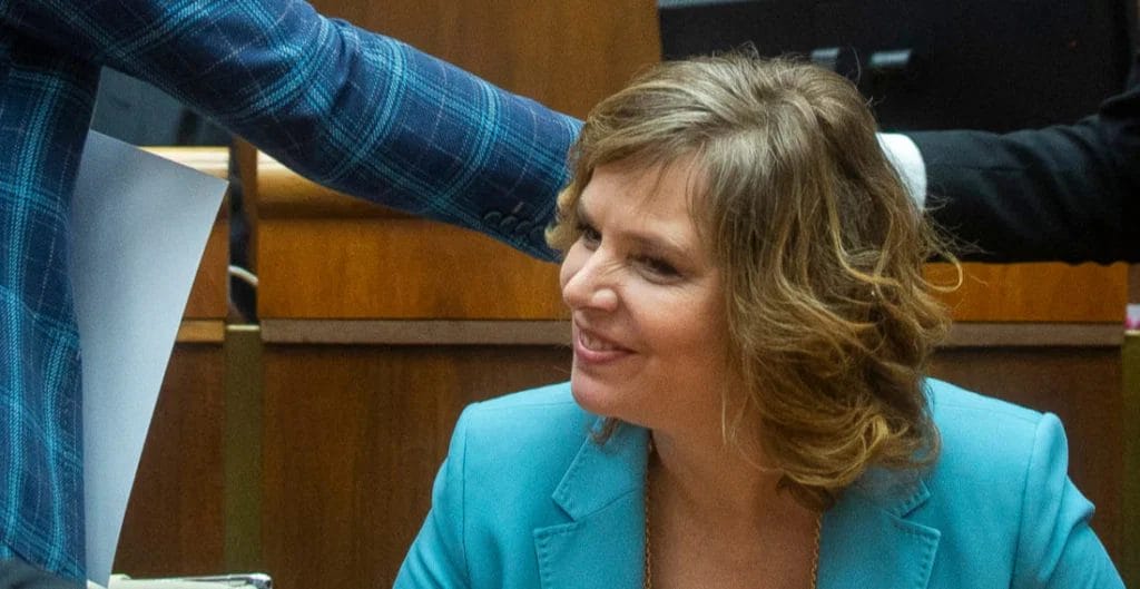 HLAVN-FOTO-16-1-1024x529