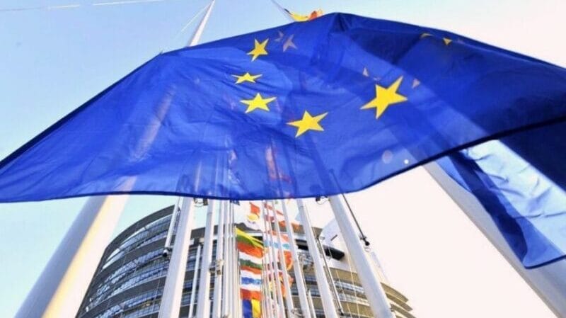 Závislosť EÚ na droge menom - Sankcie proti Rusku