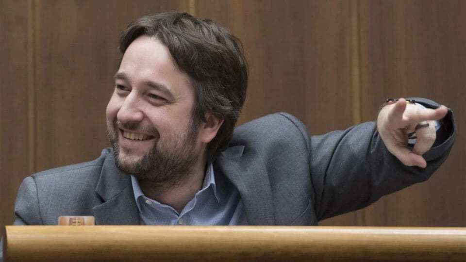 af114e1b-8de5-48d2-b8de-b8d921891d97_phpnlhccd