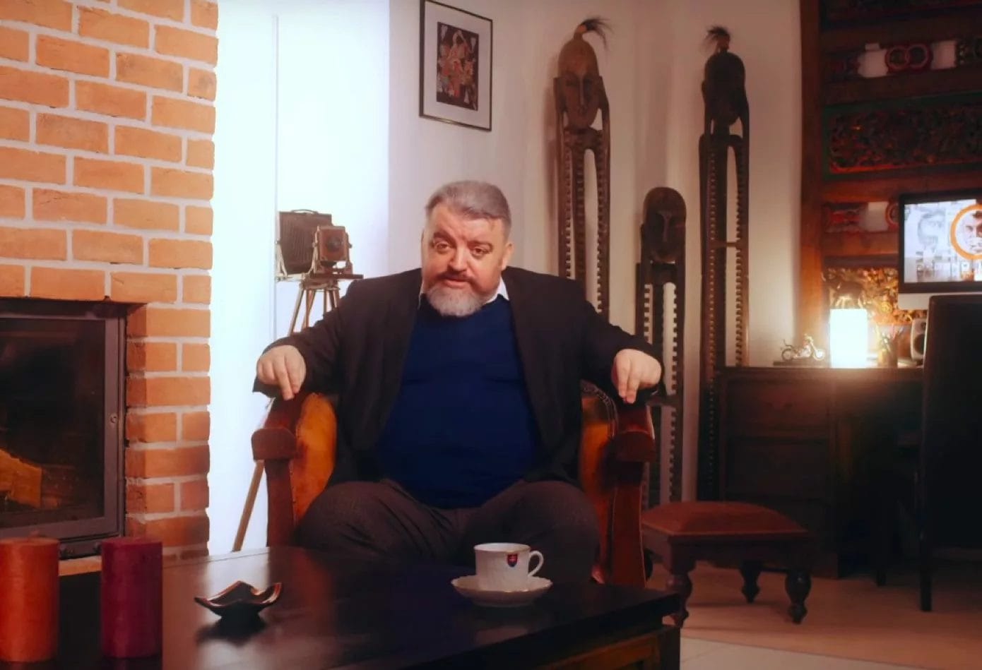 Eduard Chmelár: Primitívne uvažovanie novinárskej žumpy