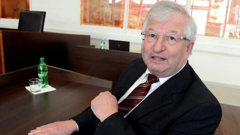 Kritizované správanie predsedu Súdnej rady SR z pohľadu nedodržiavania ústavných princípov