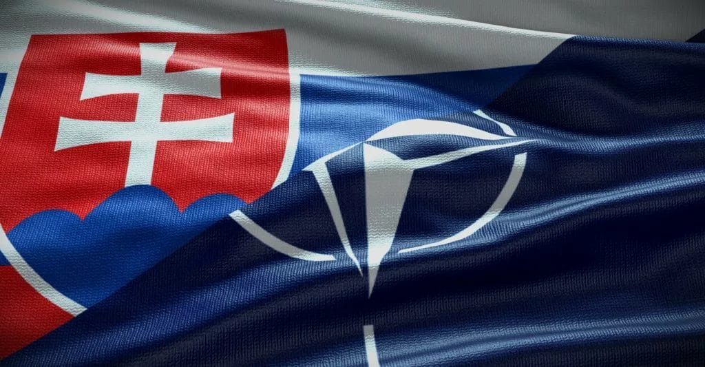 slovakia-nato-flag