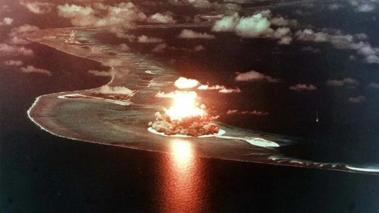 atol-ENIWETOK-usa-nuclear-weapon