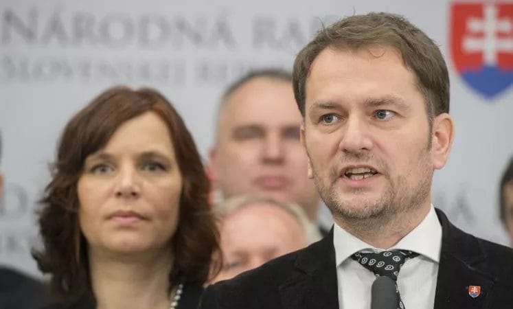 Kokteil namiešaný z Matoviča, Naďa a Remišovej smrdí už zďaleka.