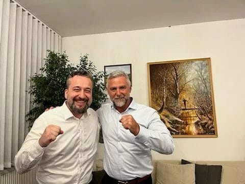 Verejný tlak zabral. Lipšicovi mäsiari sa zľakli a Tibora Gašpara dnes museli pustiť na slobodu.