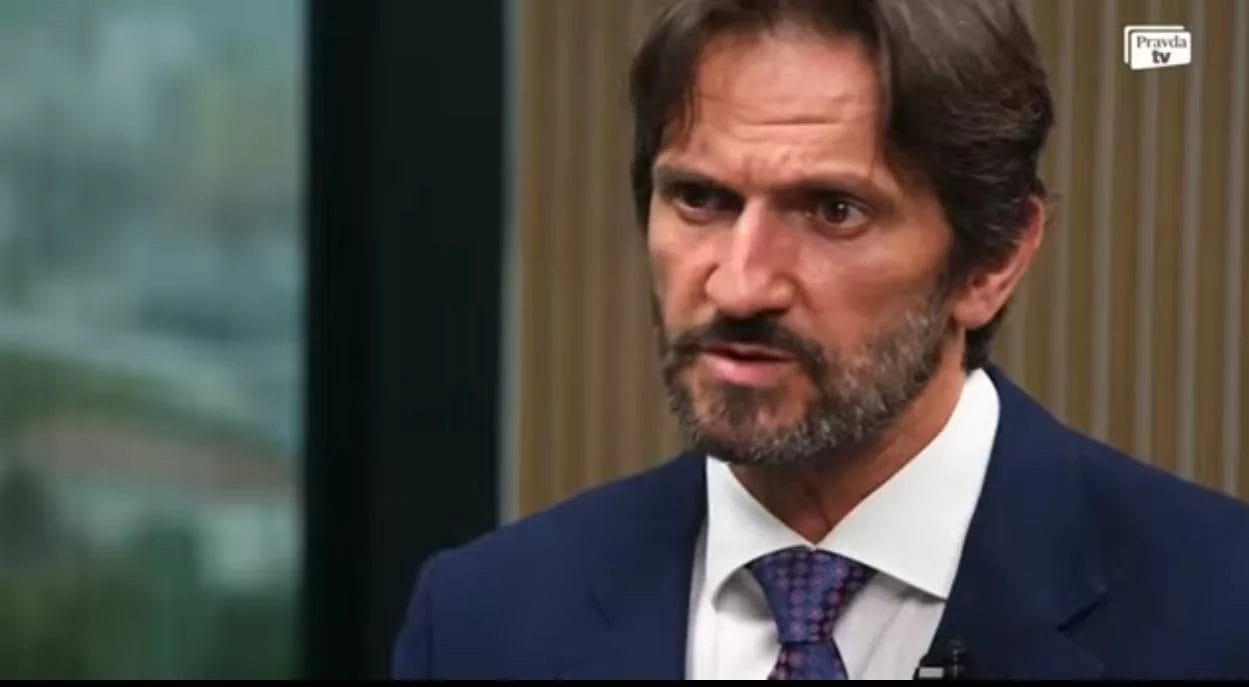 Robert Kaliňák-UŽ MÁM PO KRK POKRYTECKÝCH PÓZ ZÁPADNÝCH LÍDROV