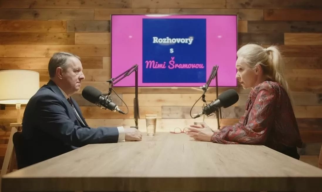 dvojaký kilometer šéfa ŠTS Jána Hrubalu a predsedu Súdnej rady SR Jána Mazáka voči niektorým sudcom.