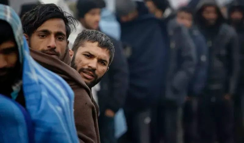 Becík je pripravený zabezpečiť autobusy na odvoz nelegálnych migrantov zo Slovenska