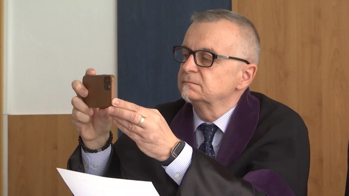 Prečo mediálne stoky mlčia? Bude aj o tom informovať Denník N? Senát NSS SR rozhodol v prospech sudcu Miľana!