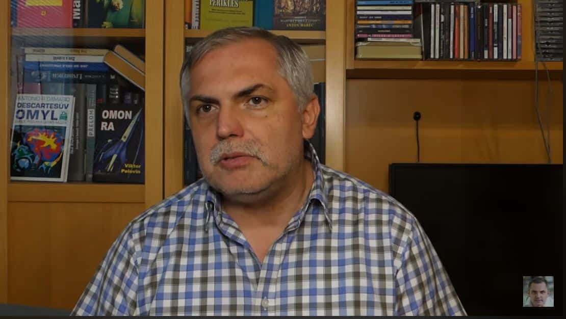 Niekto sa asi veľmi bojí, že verejnosť bude vedieť kto za koho kope