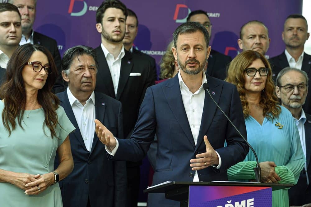 Zoznam protislovenských živlov, konečne vypadli z Národnej rady Slovenskej republiky.