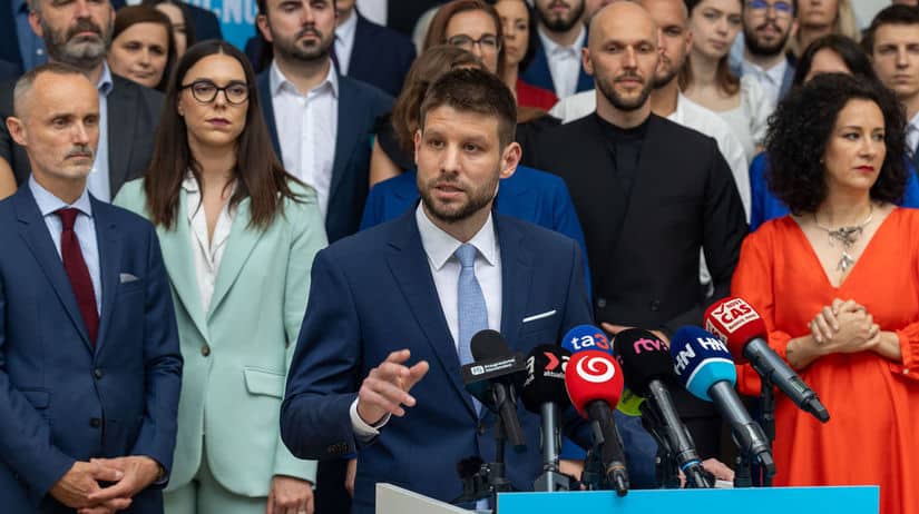 Čo môžeme ešte čakať od „SLUŠNÝCH“ tipu Šimečka, Iliev, Šeliga atd..., ktorých cesta demokracie, vedie cez fašistickú totalitu