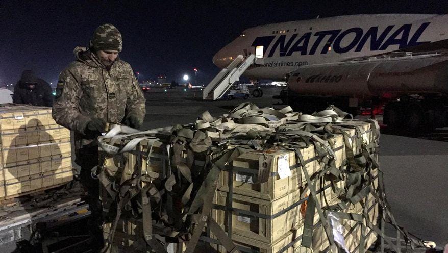 NYT: Trump ukončí bezpečnostné programy chrániace EÚ spojencov pred Ruskom