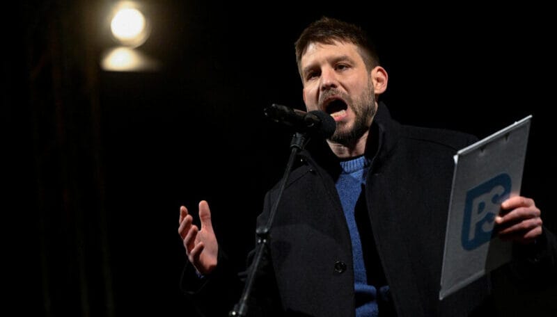 Je PS extrémistická strana? Nevieme, ale jej vedenie extrémisti sú