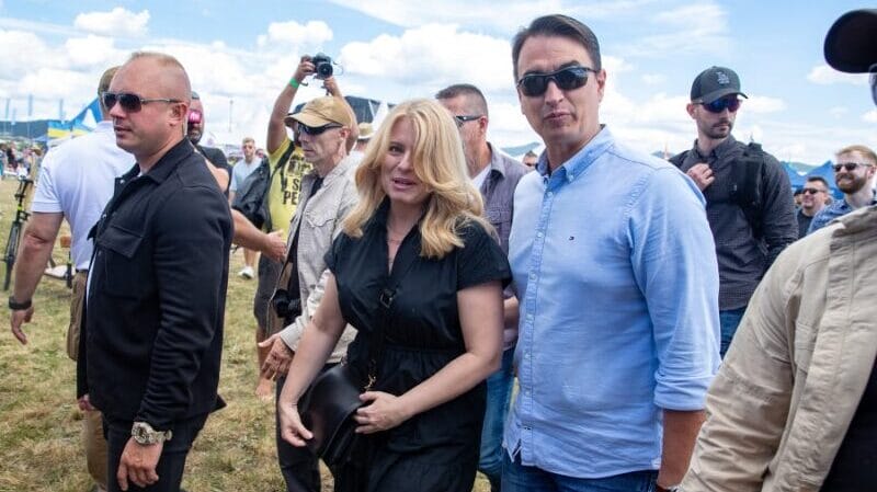 Kto ťahá za nitky liberálnej chobotnice a organizuje slaboduché protesty?