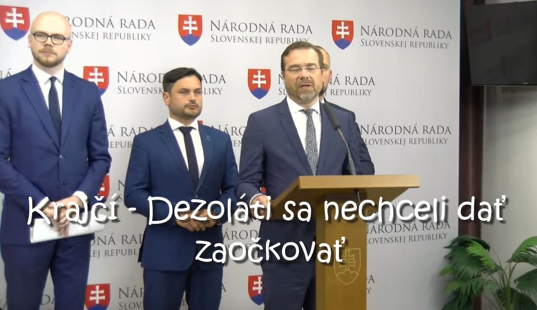 Krajčí na tlačovke opäť nazval neočkovaných "dezoláti"