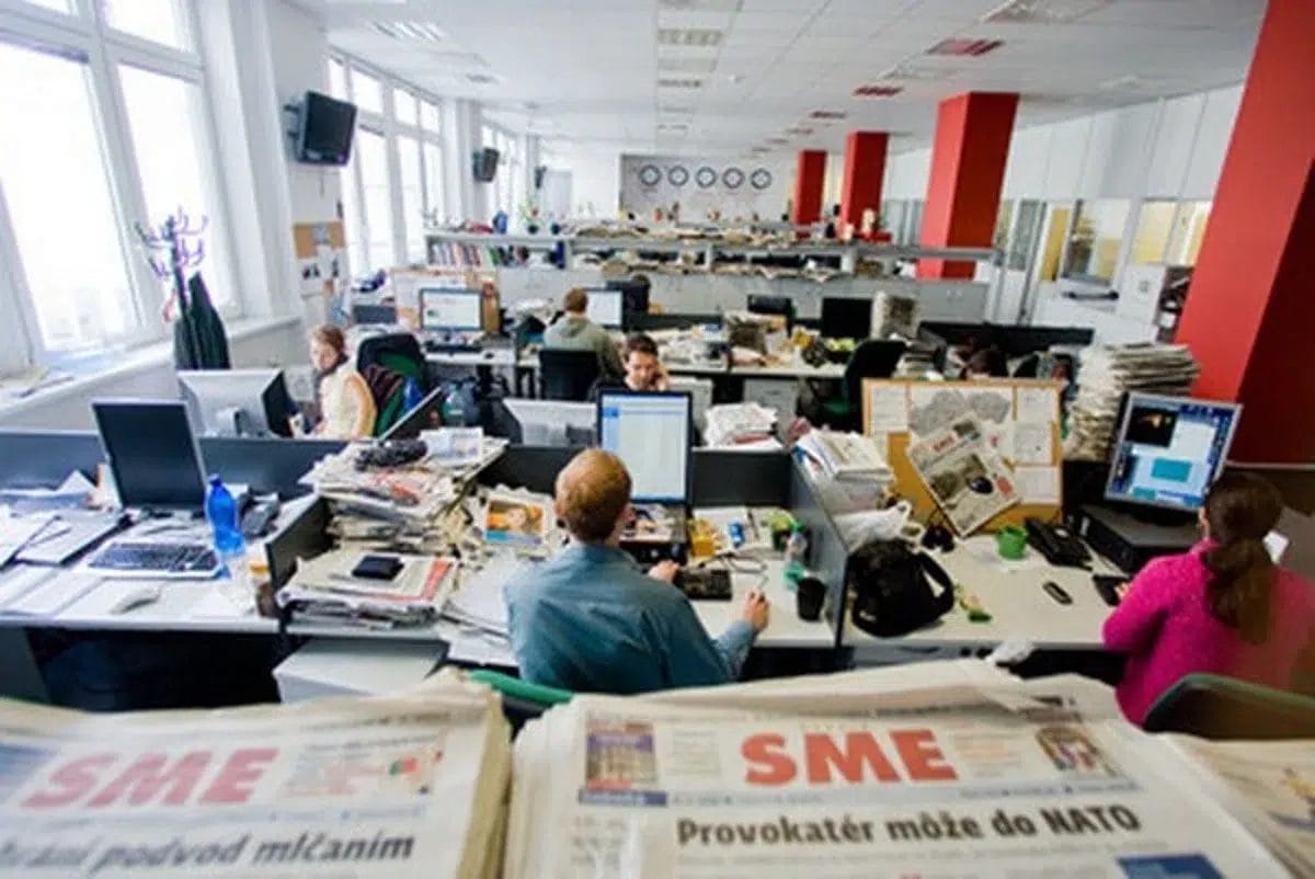 Slaboduchí novinárikovia Denníka N a Sme hejtujú a hejtujú...