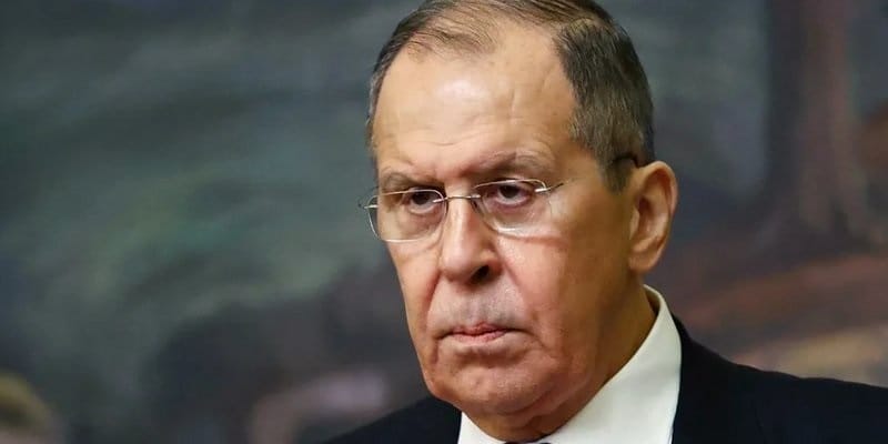 Lavrov: Ukrajina „žobre“ o prímerie bez ďalších podmienok. Západ teraz prosí o prímerie pre Ukrajinu bez ďalších podmienok