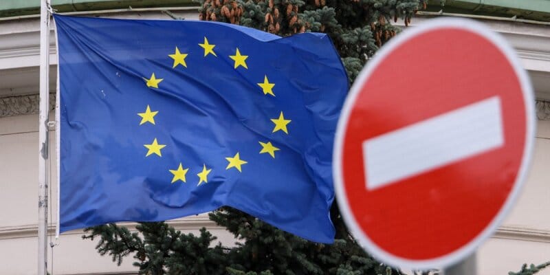 Hlasovanie o kontrole chatu odložené pre rastúci odpor členských štátov