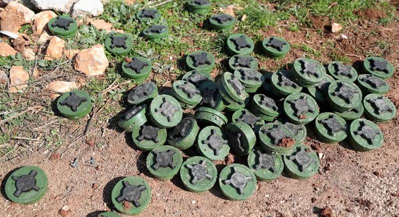 Reuters: Ukrajina čelí neúspechom na bojisku a odstupuje od zmluvy o zákaze mín