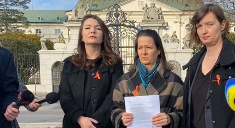 jurik-stevulova-plavakova