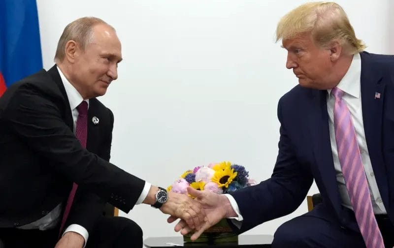 WP: Trumpove slová o Rusku znamenajú zmenu v jeho prístupe k Moskve