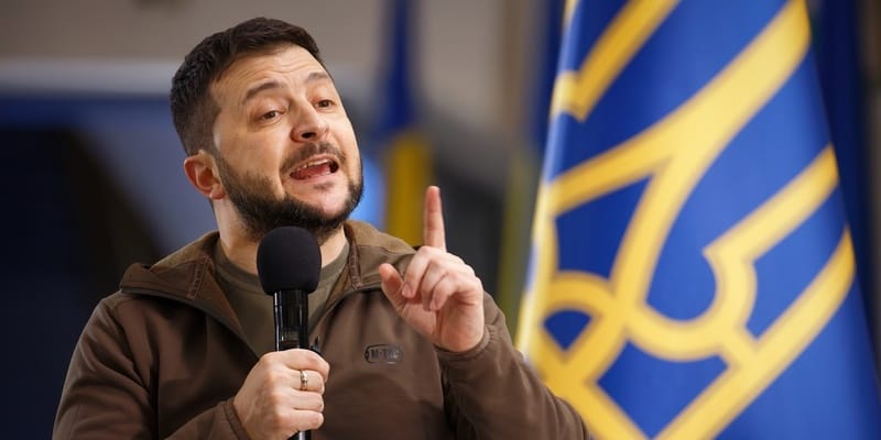 Kyjev dal Európe tvrdé ultimátum. Zo sluhy národa vydierač.