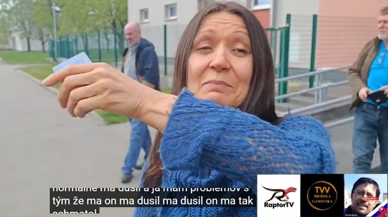 Praktiky Lipšicovej mafie. V putách vyviedli obhajcu Docenta Jána Dudáša