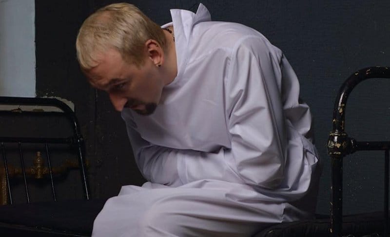 Progresívna hystéria dosiahla bod zlomu. Je to alarmujúca diagnóza.