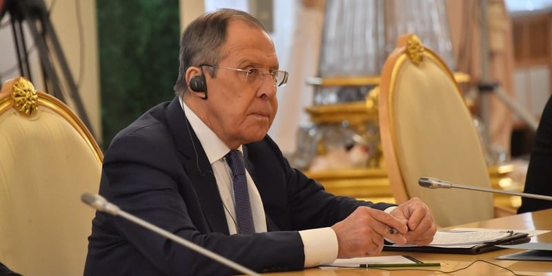 Lavrov vyslal Merzovi tvrdé varovanie: Nemecko sa bude vracať "po rovnakej ceste ako v minulom storočí"