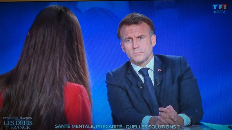 Hanba naživo: Macron ponižujúco priznal že ultimátum Rusku je len blaf