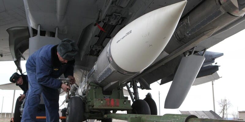 MW: Nová ruská raketa R-37M bude schopná zostreliť celé letky