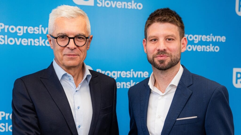 Vojnový štváč Korčok spolu so Šimečkom je hanbou slovenskej politiky.