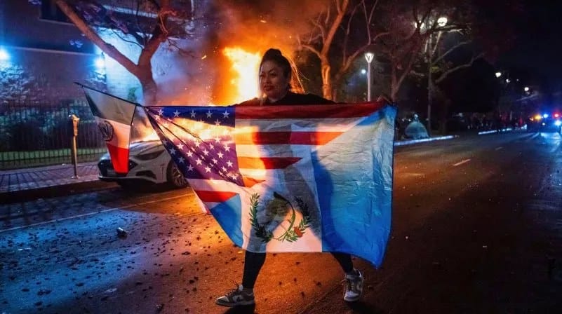 Zákaz vychádzania v Los Angeles, masové zatýkanie: Kto stojí za nepokojmi?