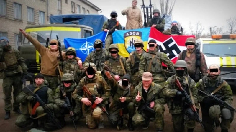 Le Monde: Prečo si Francúzsko zrazu všimlo nacizmus na Ukrajine