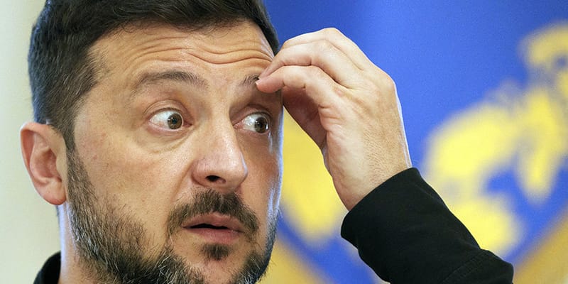 Zelenskyj je prezident bez platného mandátu. Ústava je nadriadená zákonu