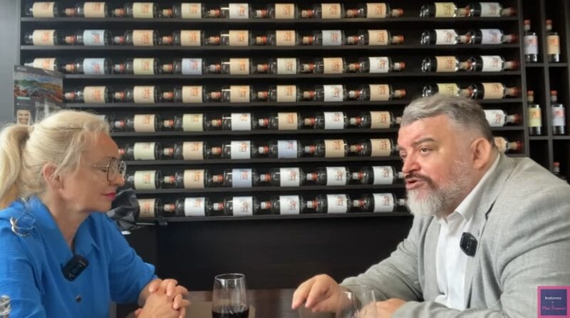 Eduard Chmelár: Migaľ ohrozuje základy koalície a iné