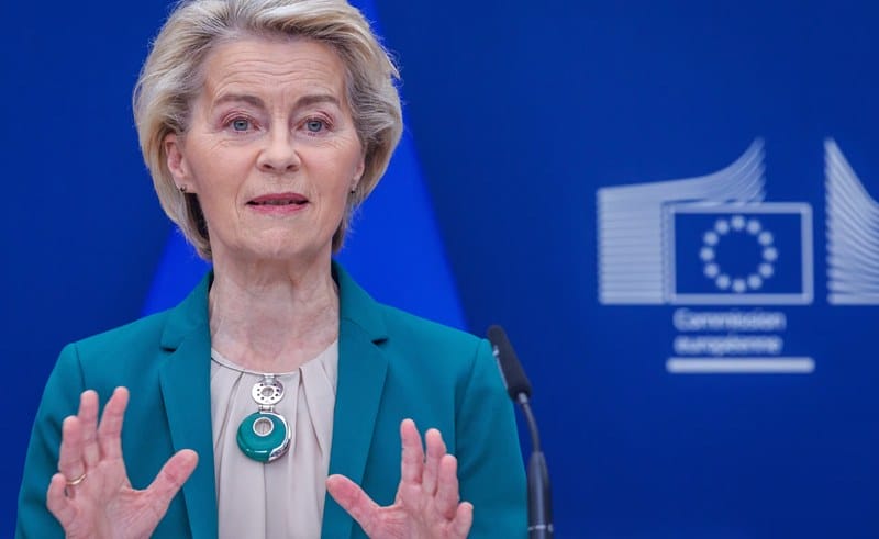 Leyenová odmieta výzvy na rezignáciu, varuje pred Ruskom