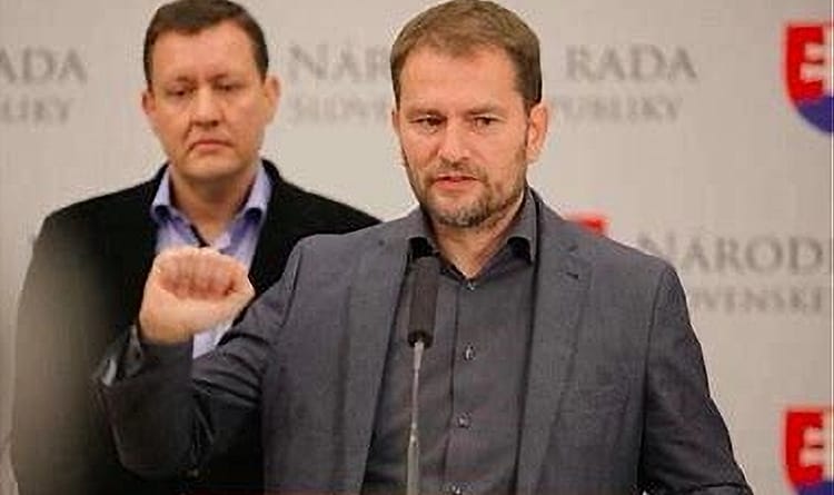 Prvý diel seriálu o Matovičovsko-Lipšicovskej mafii & Je medúza Jana Valková?. Tlačová konferencia Zoroslava Kollára, na ktorej ukazoval screenshoty