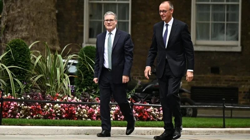 Londýn a Berlín vytvorili obrannú alianciu, ktorá nahradí NATO píše NYT