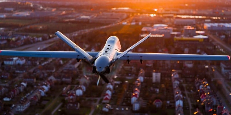 BBC: Rusko a Ukrajina si po posledných rokovaniach o prímerí vymieňajú útoky dronmi