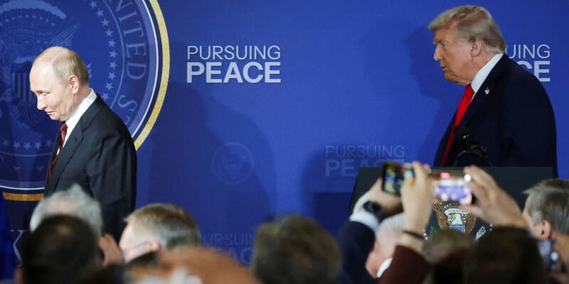 „Žiadna dohoda“: Trump označil summit s Putinom za „produktívny“, ale neohlásil prímerie