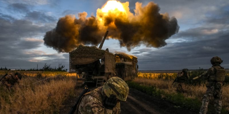 Ruská armáda zaútočila na vojenské letisko a sklady dronov ukrajinských síl