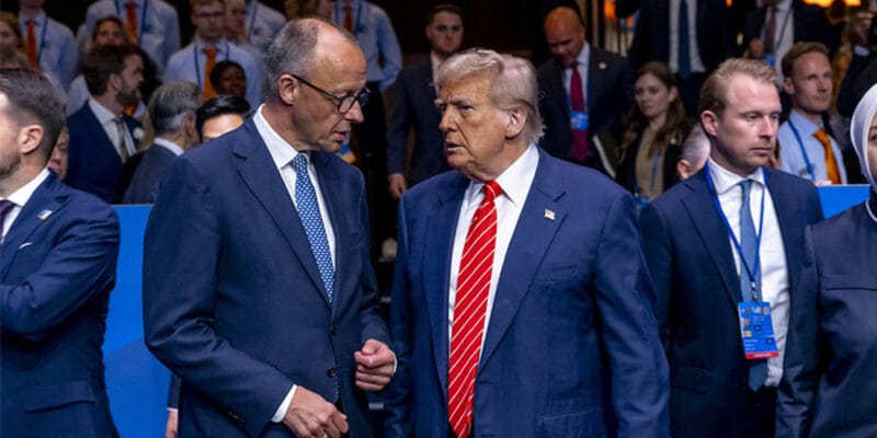 WSJ: Na stretnutí ochotných sa Trump nezaviazal k sankciám voči Rusku