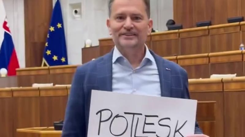 Patologický klamár, vydierač a plagiátor Matovič, ohlásil na stredu "atomofku". Matovič vyzval Šimečku, aby vylúčil akúkoľvek povolebnú spoluprácu s Hlasom