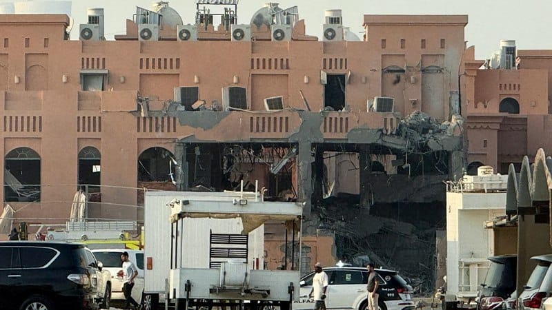 Izrael bezostyšne bombarduje Katar, „partnera“ USA a hostiteľa 10 000 amerických vojakov