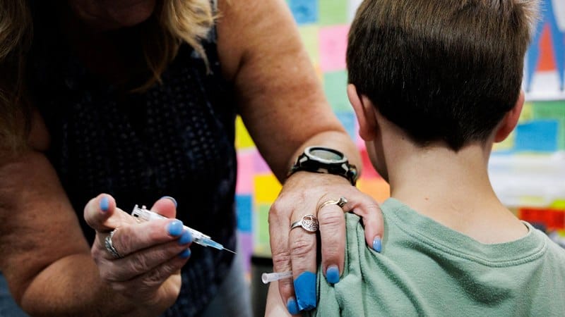 25 detí zomrelo po očkovaní. Uvádza správa FDA píše The Washington Post
