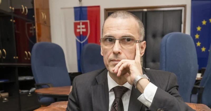 „Pán 363“ Žilinkav tričku Čurillovcov?