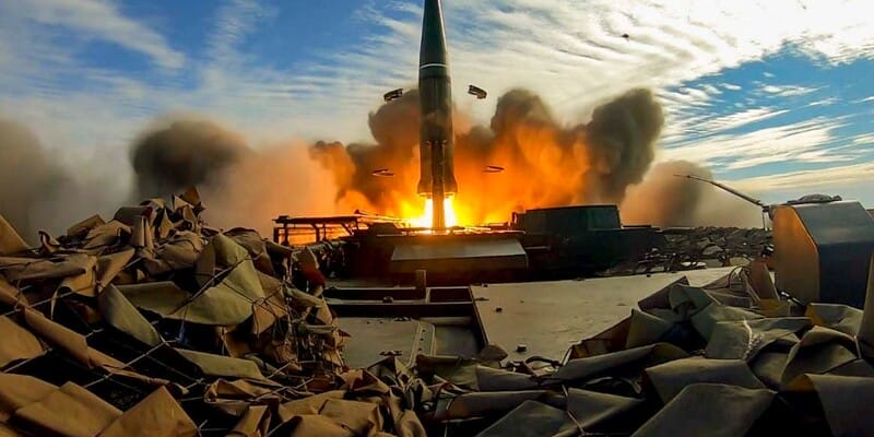 Rusko podniklo sedem úderov na vojenské letiská a žoldnierov ukrajinských síl.