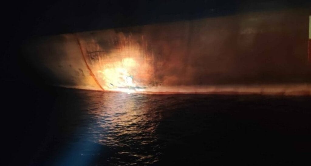 SK dezinfo médiá sa zajakajú od radosti, ako UA vodné drony "zničili dva ruské“ tankery